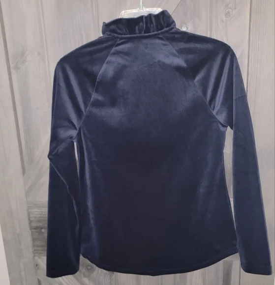 Lilly Pulitzer Skipper Round Hem Velour Popover - Picture 7 of 9